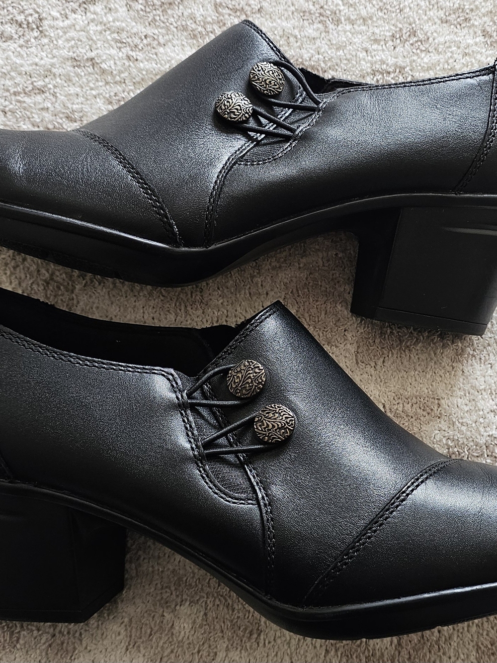Clark's Emslie Warren Black Leather Shooties